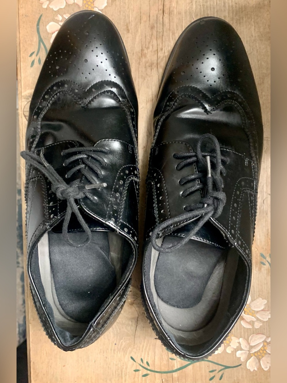 Van Heusen Black Wingtip Lace-Up Oxfords